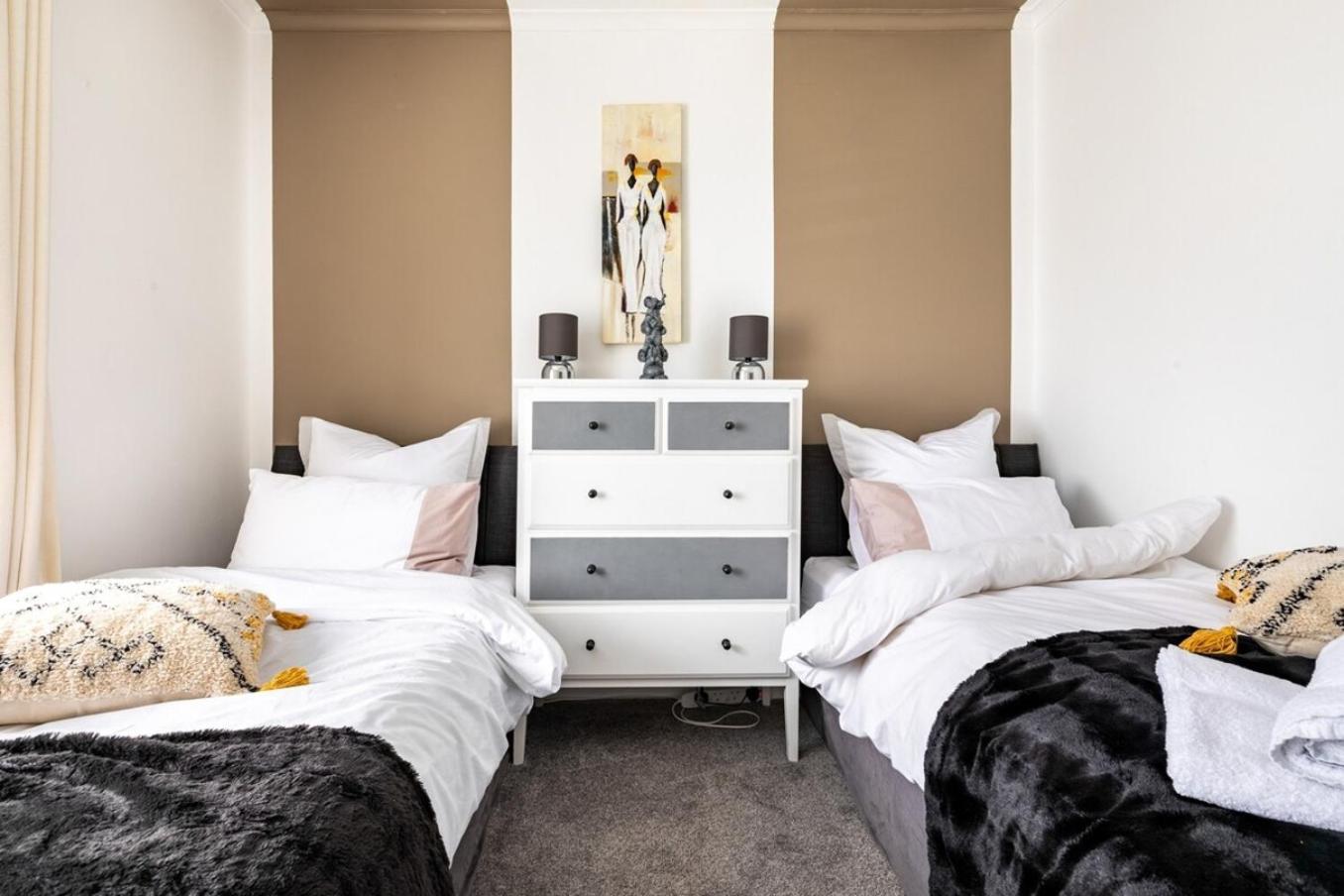 Coastal Family Stay 3-Bed Parking Wi-Fi บริดจ์เอนด์ ภายนอก รูปภาพ