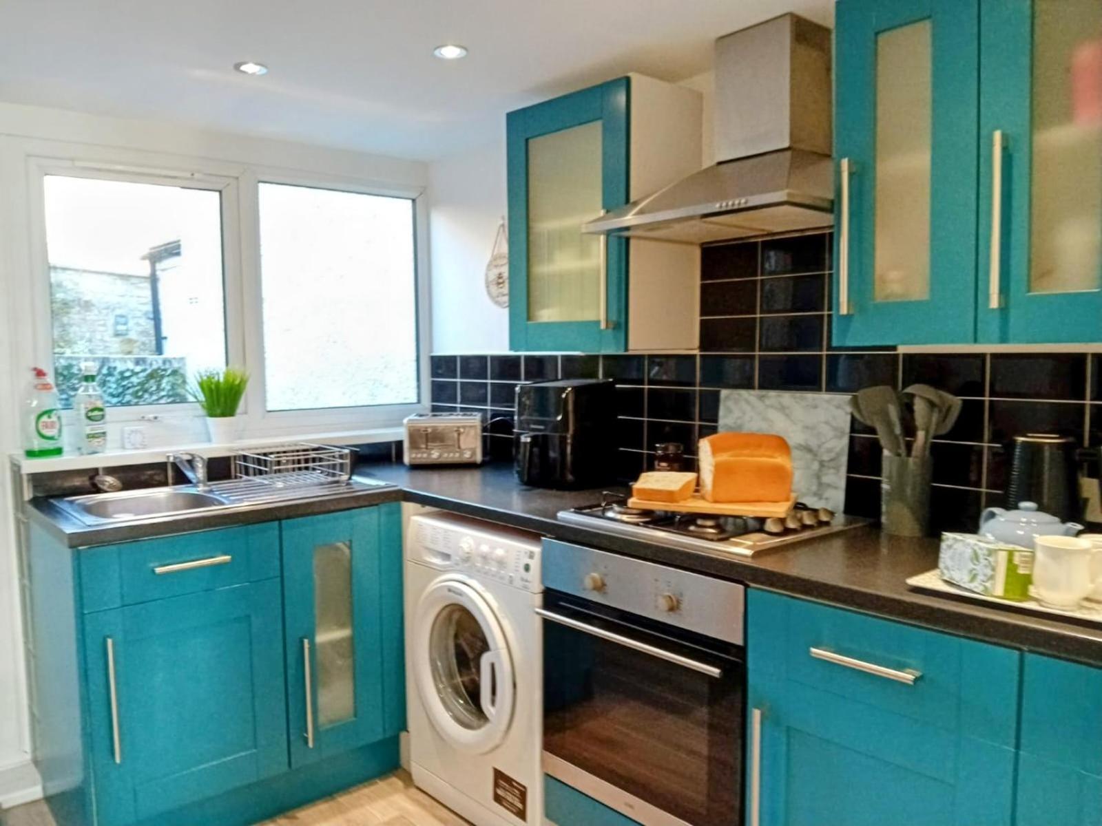 Coastal Family Stay 3-Bed Parking Wi-Fi บริดจ์เอนด์ ภายนอก รูปภาพ